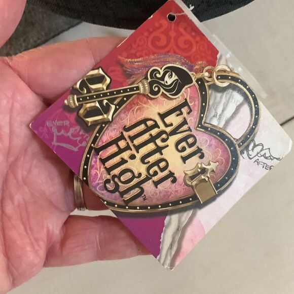 Black Embroidered Fedora   - Picture 5 of 6